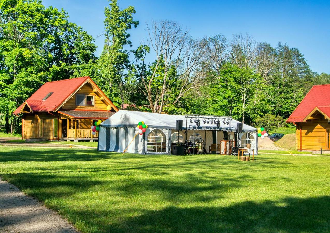 "Pakalas" Villa&Resort Siskiniai Extérieur photo